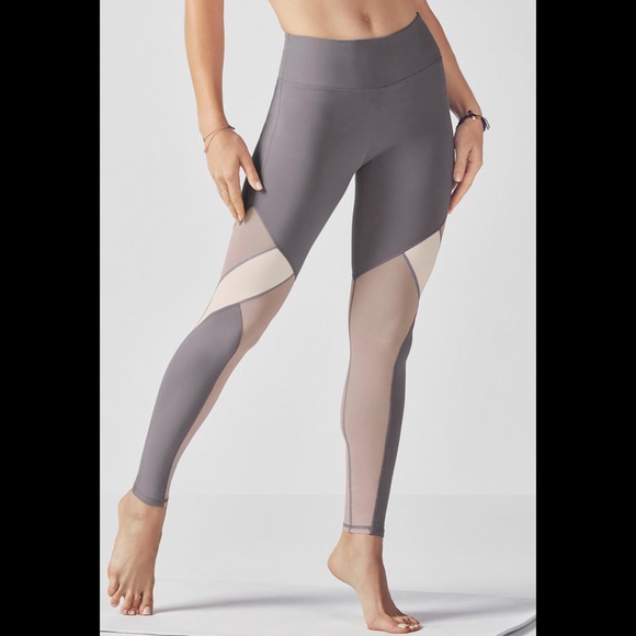 Fabletics Pants - Fabletics Mid-Rise Mesh Powerhold Leggings